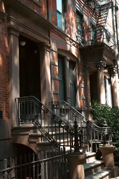Can You Sue After a Stairway Fall in New York?